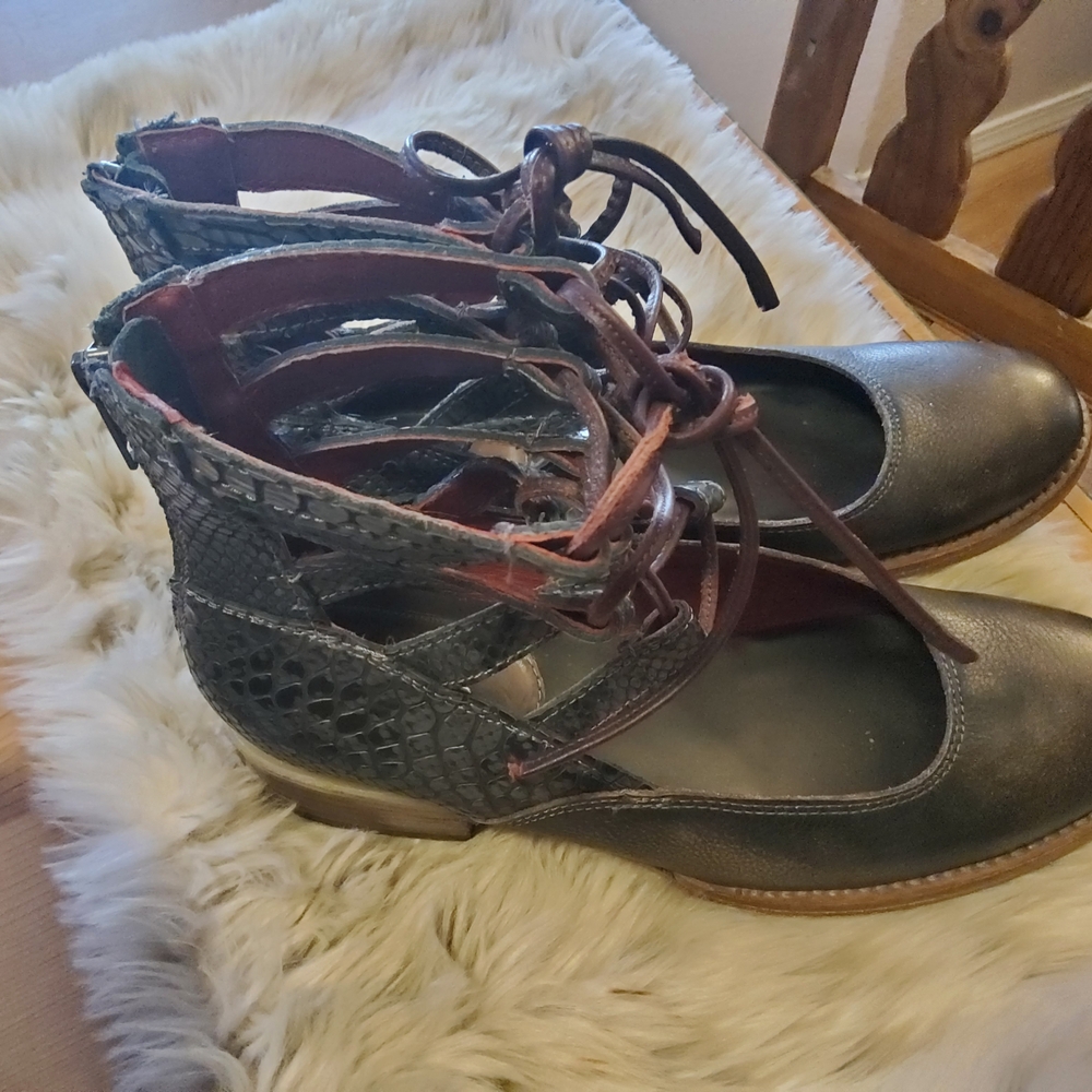 Freebird by Steven "Malone" Size 9 EUC - Picture 2 of 11